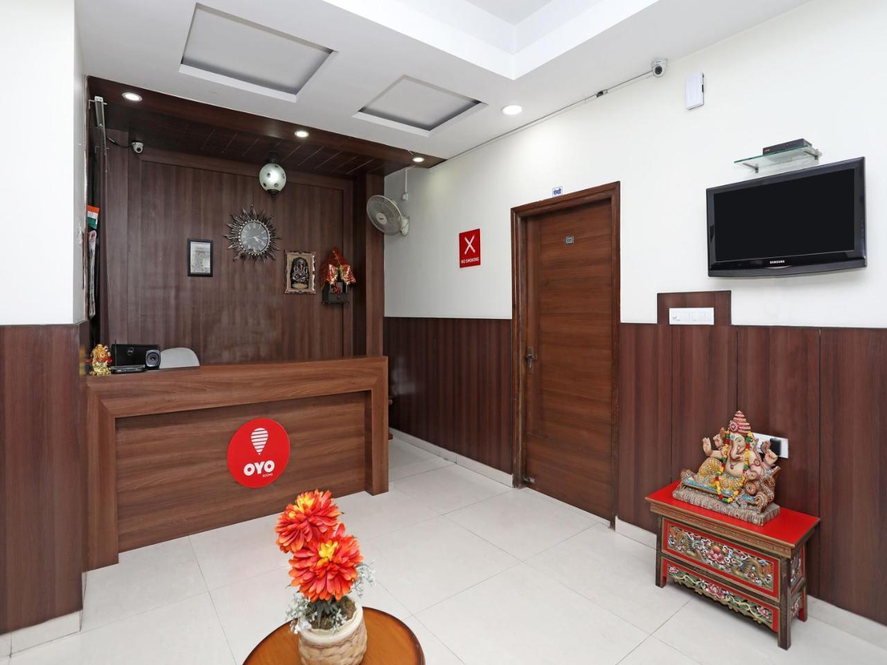 Oyo 680 Hotel Ranjana Heritage Lucknow Ngoại thất bức ảnh