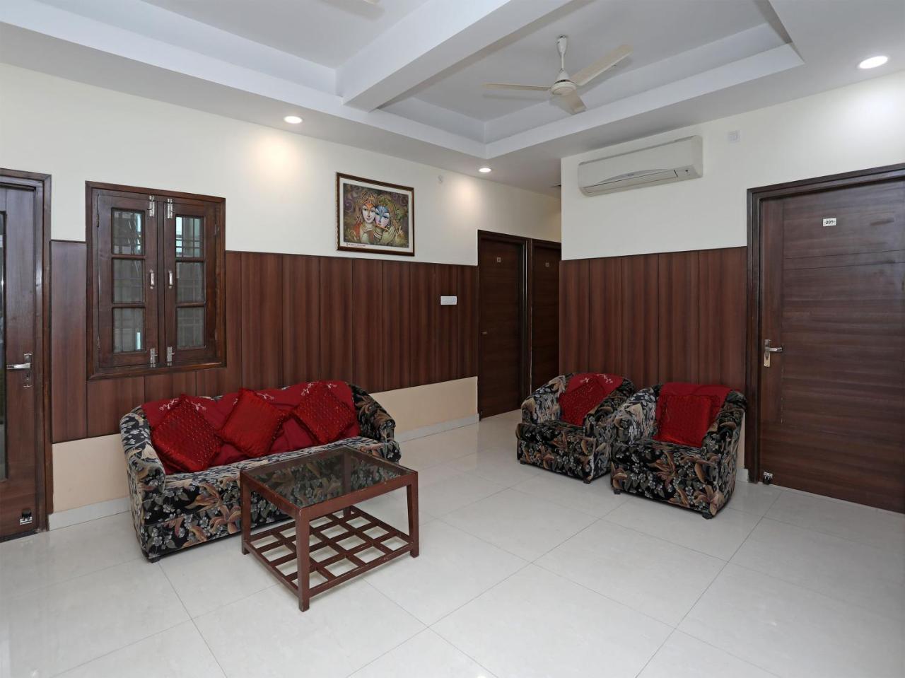 Oyo 680 Hotel Ranjana Heritage Lucknow Ngoại thất bức ảnh