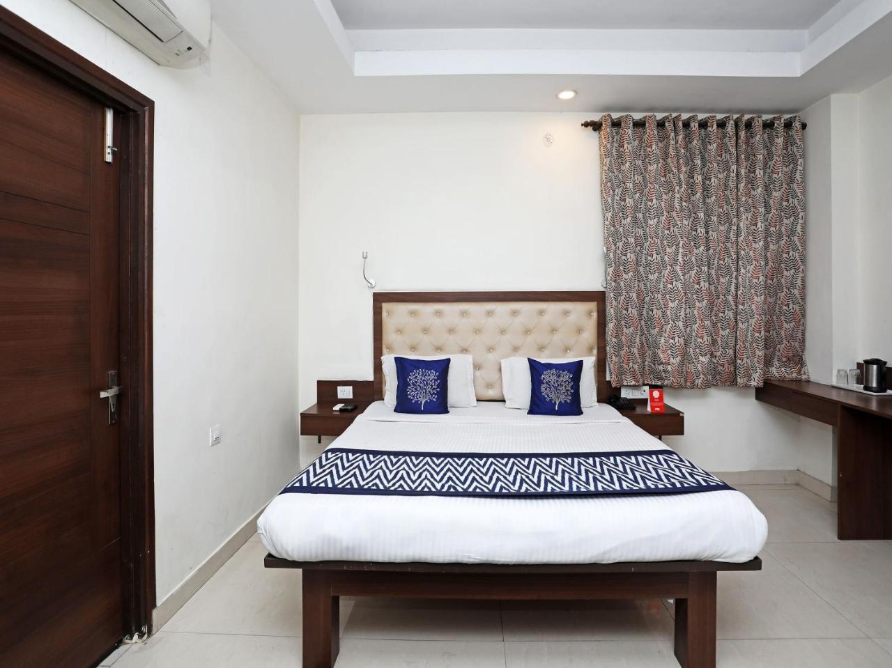 Oyo 680 Hotel Ranjana Heritage Lucknow Ngoại thất bức ảnh